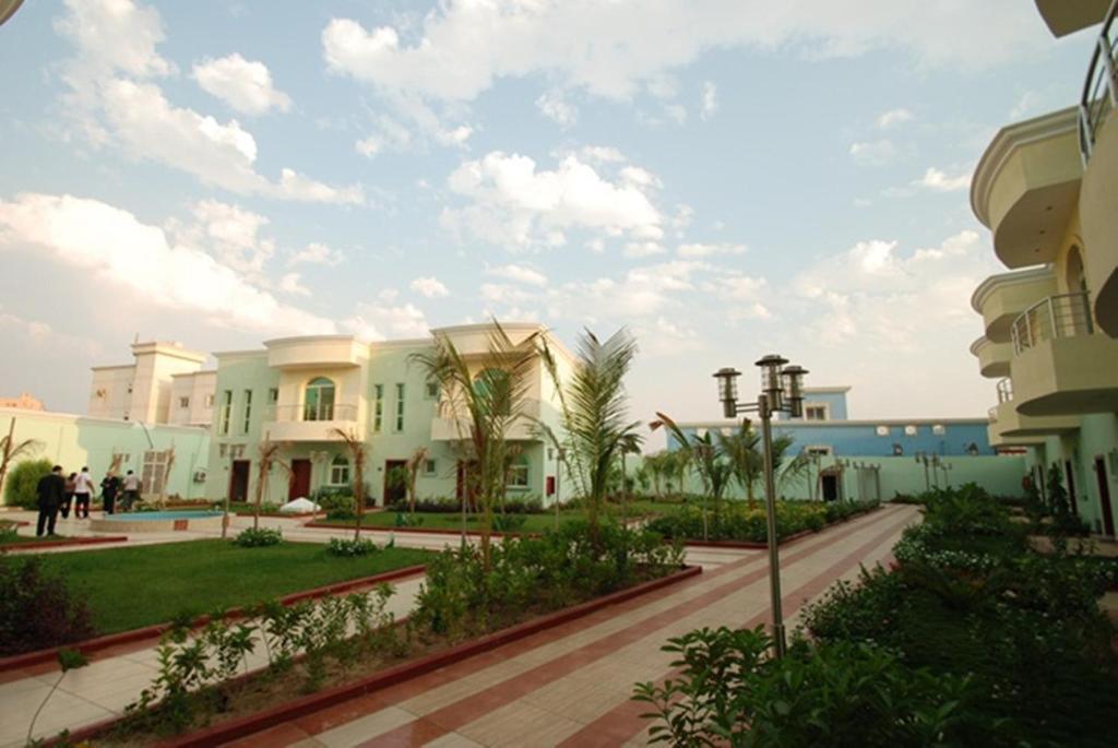 Al Waha Hotel เจดดาห์ ภายนอก รูปภาพ